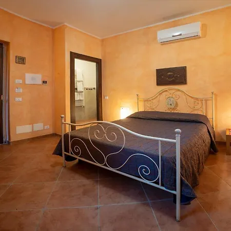 Podere Somboli 4*